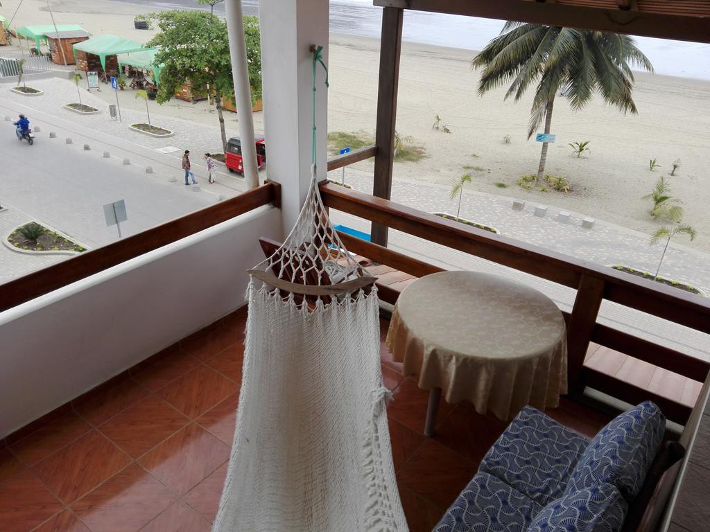 Hotel Pacifico Puerto Lopez Exterior photo