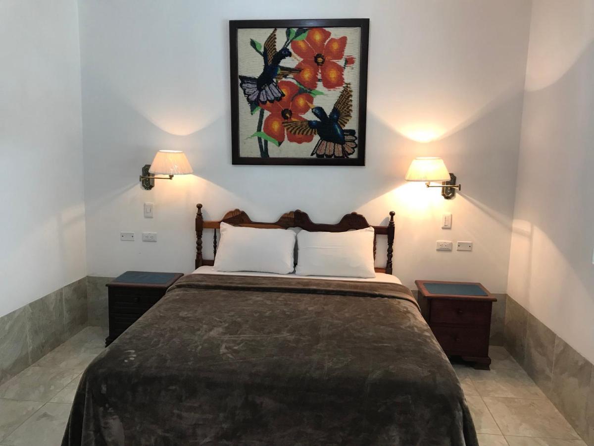 Hotel Pacifico Puerto Lopez Room photo