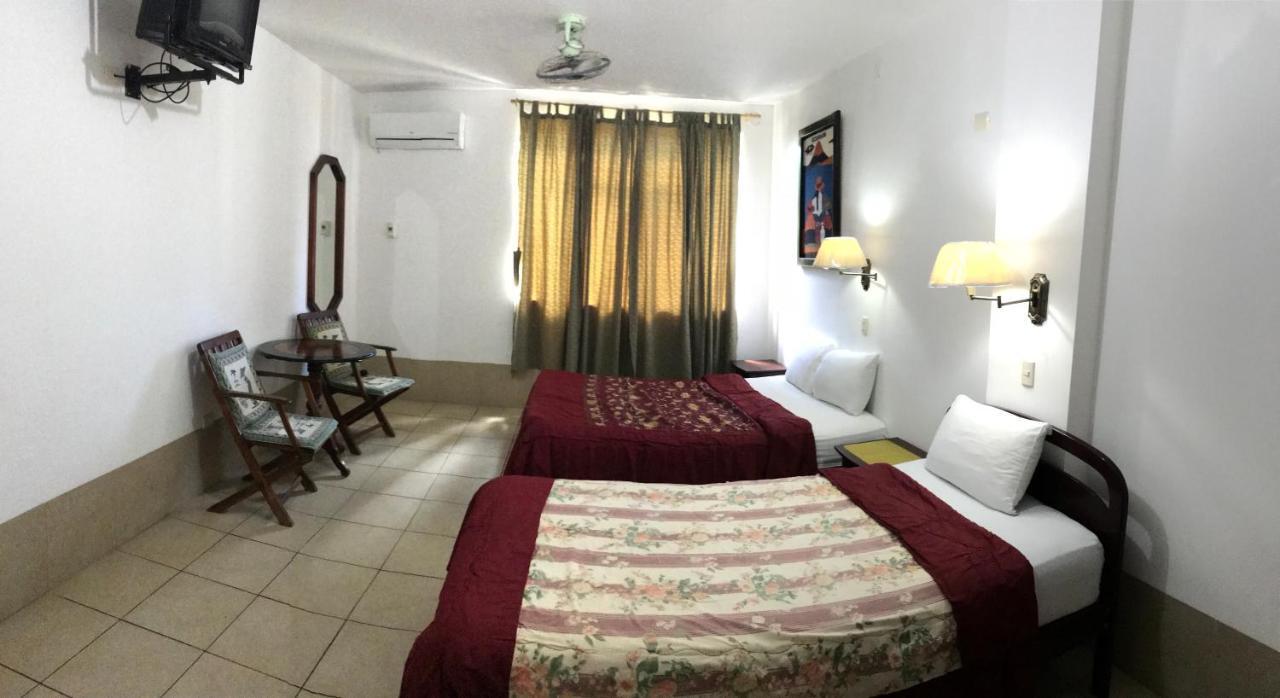 Hotel Pacifico Puerto Lopez Room photo